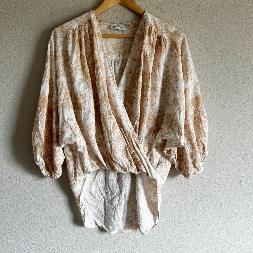 Petal & Pup Kendra Floral Wrap Blouse High Low - Picture 8 of 14